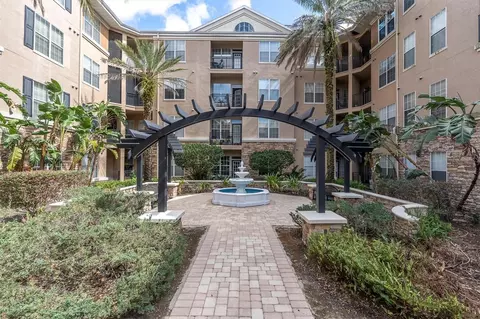 4221 W Spruce St #1407, Tampa, FL 33607
