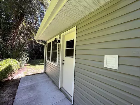 Exterior - 1635 N Florida Ave, Hernando, FL 34442 photo 4 of 11