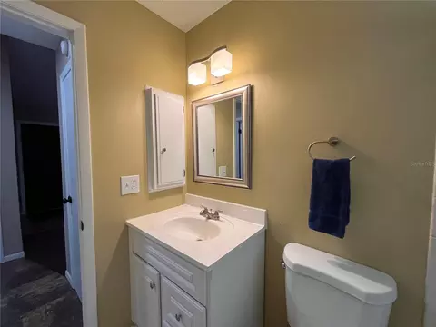 Bath - 1635 N Florida Ave, Hernando, FL 34442 photo 1 of 4