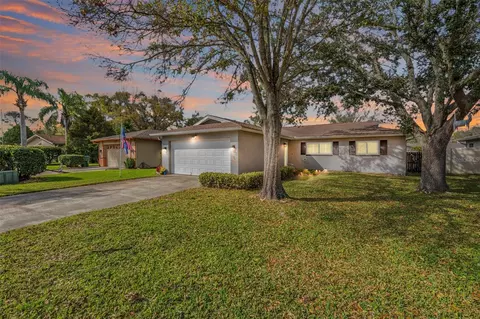 2315 Liston Cir, Palm Harbor, FL 34683