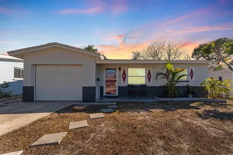 812 52nd Ave S, Saint Petersburg, FL 33705