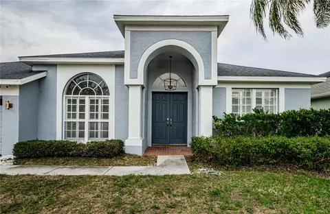 10312 Riverburn Dr, Tampa, FL 33647