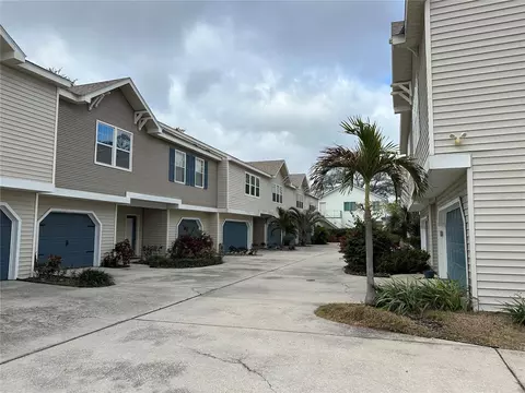 2900 W Azeele St #H, Tampa, FL 33609