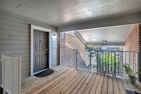 1400 Gandy Blvd N #806, Saint Petersburg, FL 33702