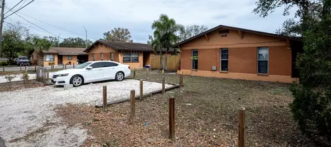 15622 59th St 5901 Crestmont Stave St N, Clearwater, FL 33760