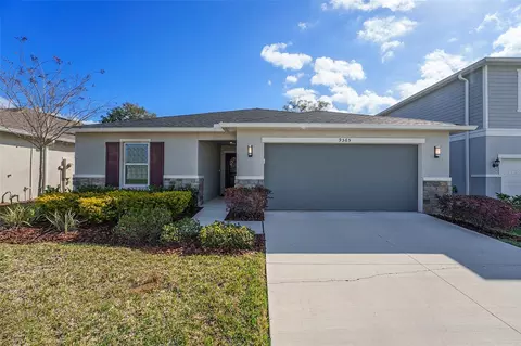 9565 Flatwood Hammock Pl, Seffner, FL 33584