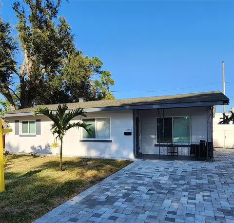 8461 5th St N, Saint Petersburg, FL 33702