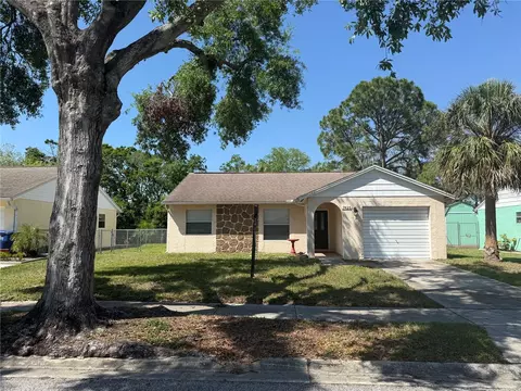 7425 Riverbank Dr, New Port Richey, FL 34655