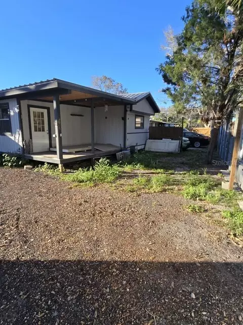 5805 Barry Ln, Tampa, FL 33634