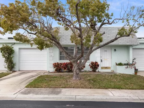 8460 Calais N #8460, Pinellas Park, FL 33781