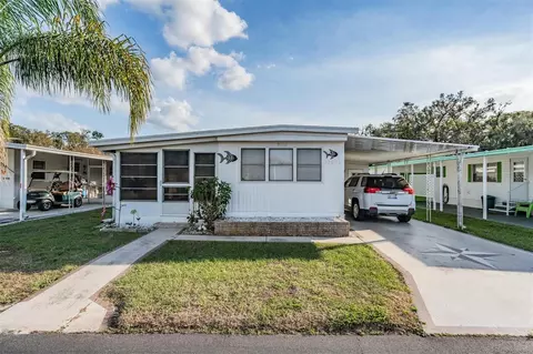 37042 Lois Ave, Zephyrhills, FL 33542