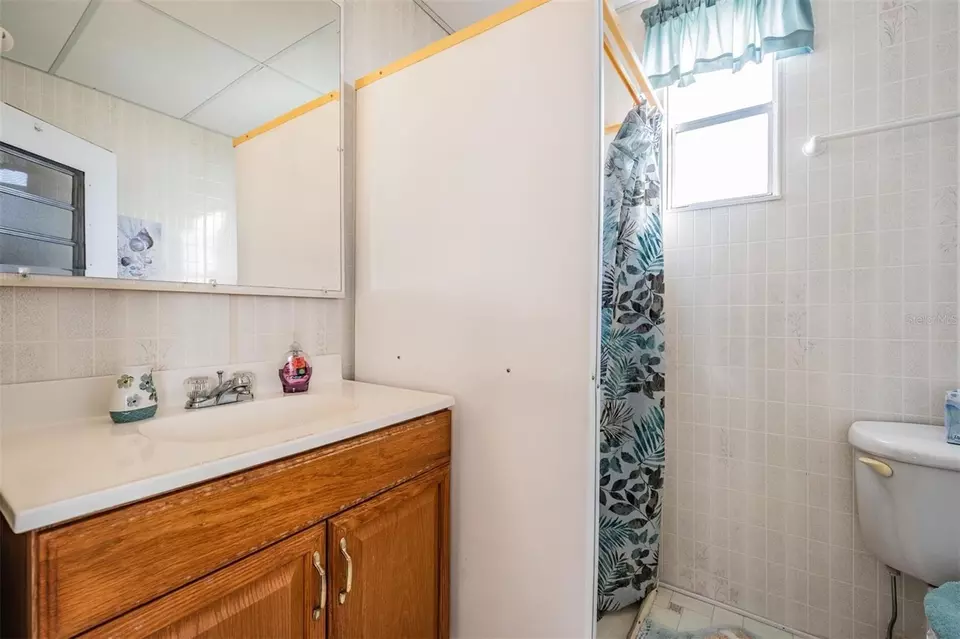  37042 Lois Ave, Zephyrhills, FL 33542 photo 21