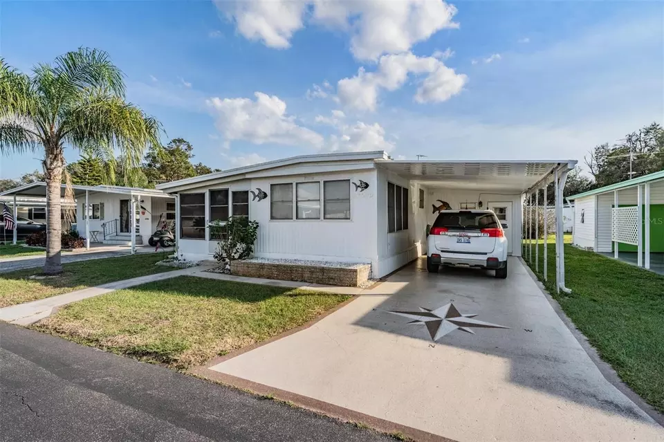  37042 Lois Ave, Zephyrhills, FL 33542 photo 27