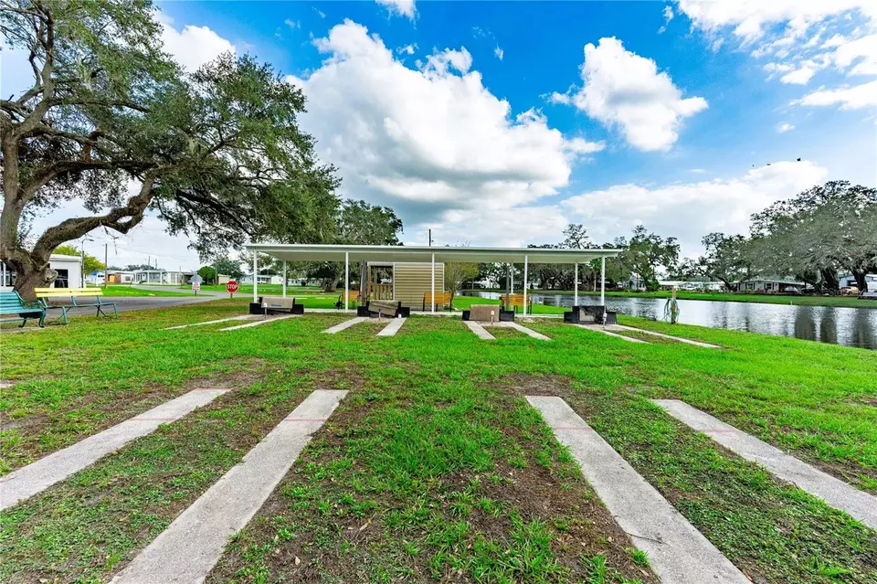  37042 Lois Ave, Zephyrhills, FL 33542 photo 52