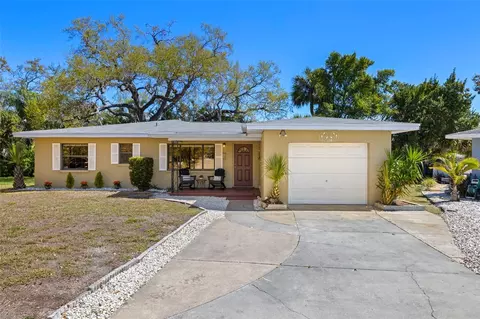138 Edgewater Ter, Dunedin, FL 34698
