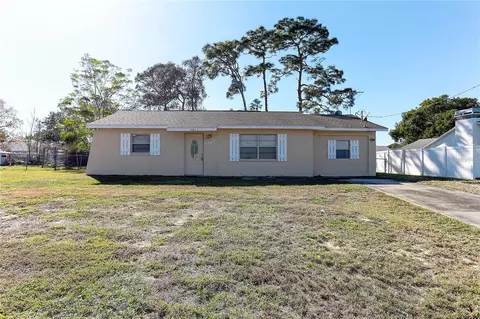 5155 Kenmore St, Spring Hill, FL 34608