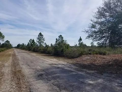 421 Laguna Dr, Indian Lake Estates, FL 33855