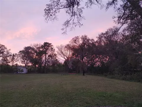 215 W 131st Ave, Tampa, FL 33612