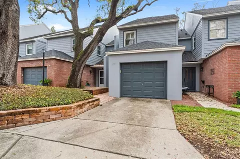 2515 Crowder Ln #16, Tampa, FL 33629