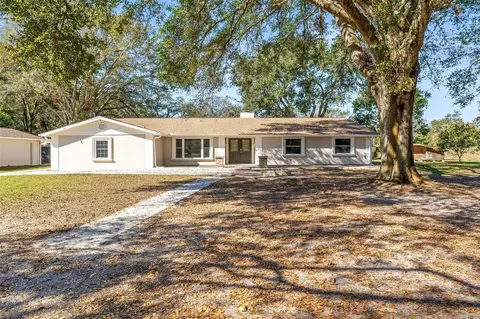 1122 S Mulrennan Rd, Valrico, FL 33594