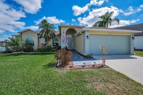 811 Christina Cir, Oldsmar, FL 34677