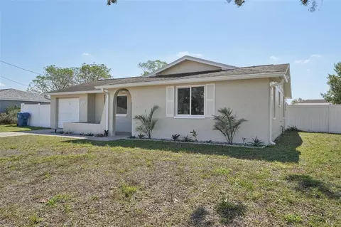 10246 Bannister St, Spring Hill, FL 34608
