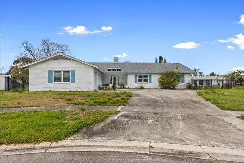 8468 Flagstone Dr, Tampa, FL 33615
