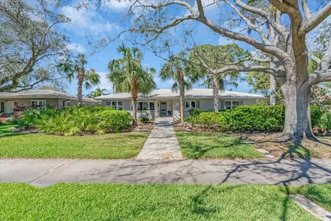 276 Snell Isle Blvd NE, Saint Petersburg, FL 33704