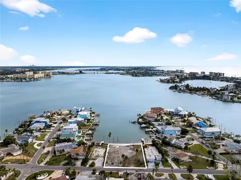 409 161st Ave, Redington Beach, FL 33708