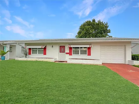 9737 36th Way N, Pinellas Park, FL 33782