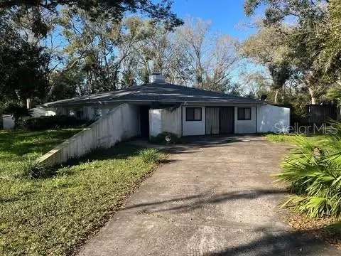 18418 Timberlan Dr, Lutz, FL 33549