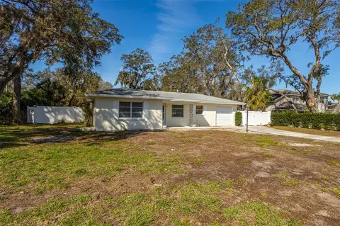 2050 Nigels Dr, Dunedin, FL 34698