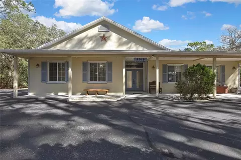 9019 Long Lake Ave, Weeki Wachee, FL 34613