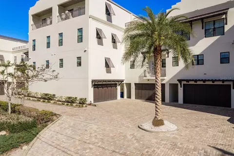 188 Brightwater Dr #2, Clearwater Beach, FL 33767