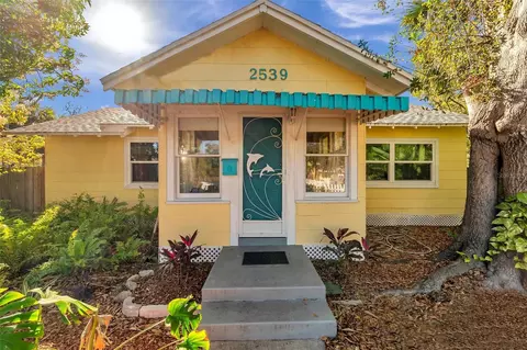 2539 44th St S, Saint Petersburg, FL 33711