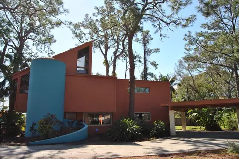 7219 Williams Dr S, Saint Petersburg, FL 33705
