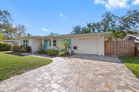 1095 Jackmar Rd, Dunedin, FL 34698