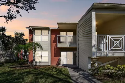 302 Lake Parsons Grn #201, Brandon, FL 33511