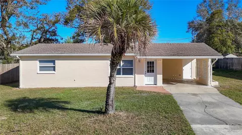 39051 Manor Dr, Zephyrhills, FL 33542