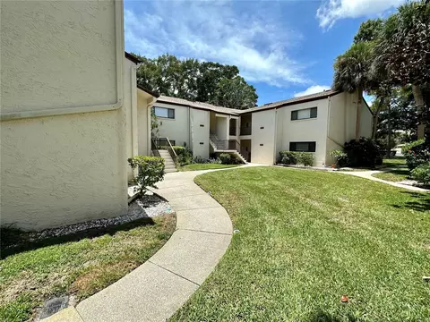 700 Starkey Rd #1525, Largo, FL 33771