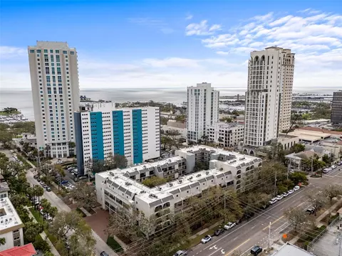 105 4th Ave NE #405, Saint Petersburg, FL 33701