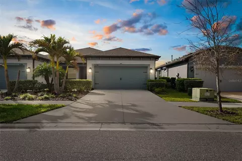 6218 Mooring Line Cir, Apollo Beach, FL 33572