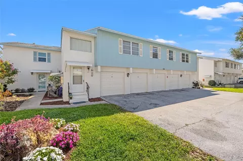 3280 39th St S #B, Saint Petersburg, FL 33711