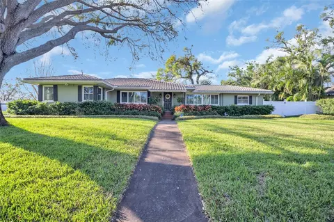 6300 6th Ave N, Saint Petersburg, FL 33710