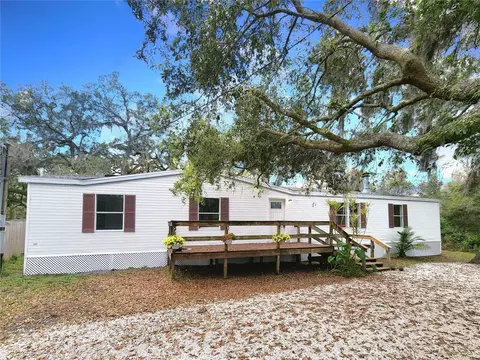 5530 Eureka Springs Rd, Tampa, FL 33610