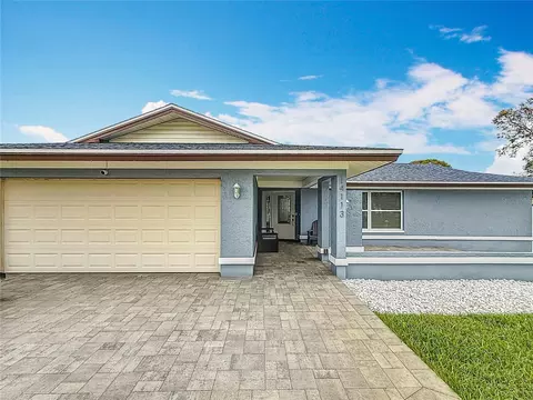 14113 Cook Dr, Largo, FL 33774
