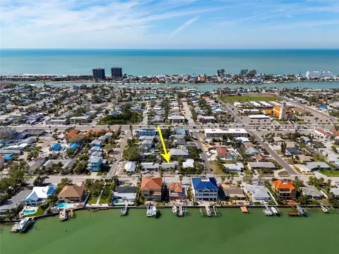 8050 Boca Ciega Dr, Saint Pete Beach, FL 33706