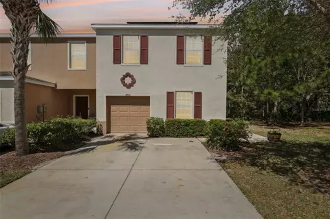9756 Hound Chase Dr, Gibsonton, FL 33534