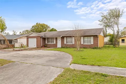5016 Pine St, Seffner, FL 33584