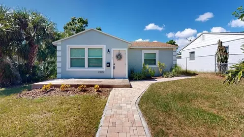 2235 20th St S, Saint Petersburg, FL 33712